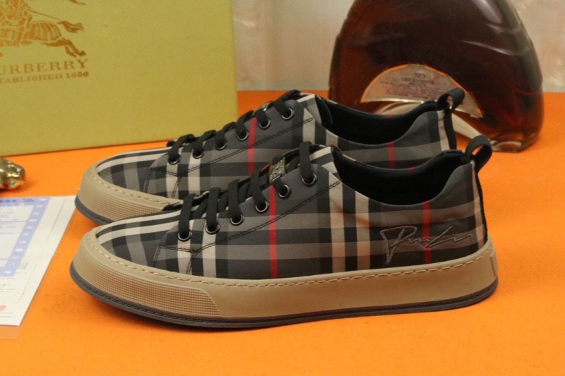 Burberry Sneakers